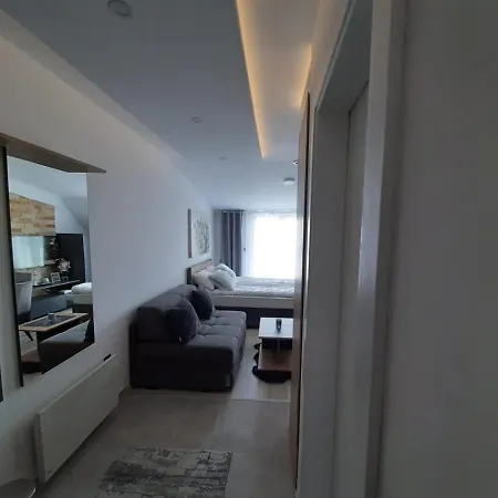 Teonalux Milmari P84 Apartment