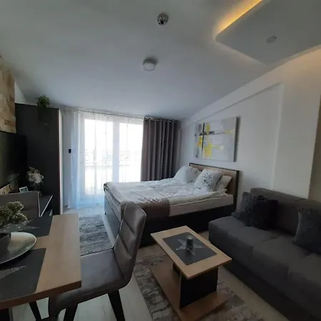 Apartmán Teonalux Milmari P84 *