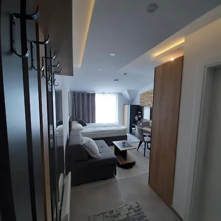 Apartmán Teonalux Milmari P84 *