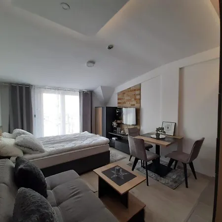 Teonalux Milmari P84 Apartmán *