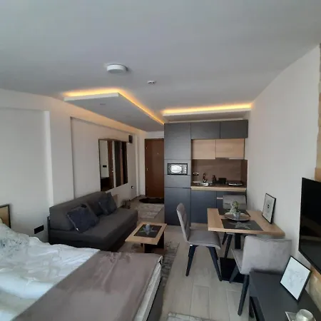 Teonalux Milmari P84 דירה *